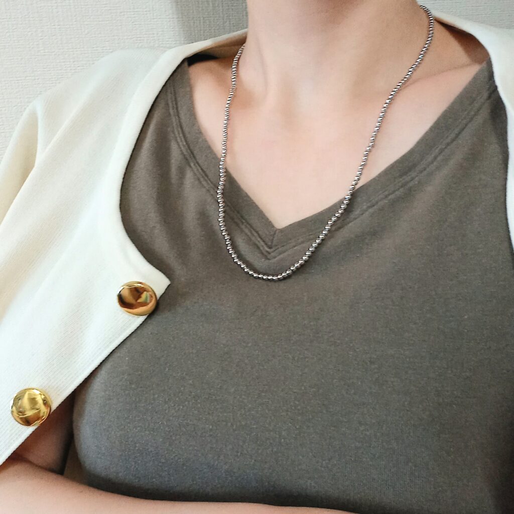 アクセサリー ゴールド シルバー 混ぜる