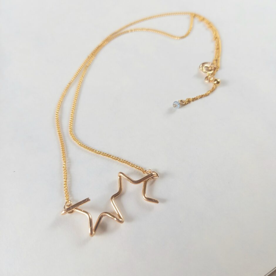 星　ネックレス　スライドアジャスター　サファイア　スター